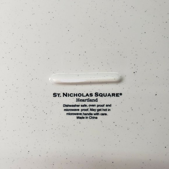 St. Nicholas Square Heartland Platter - Picture 2 of 3